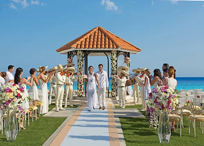 Resort Dreams Cabos Golf & 5*